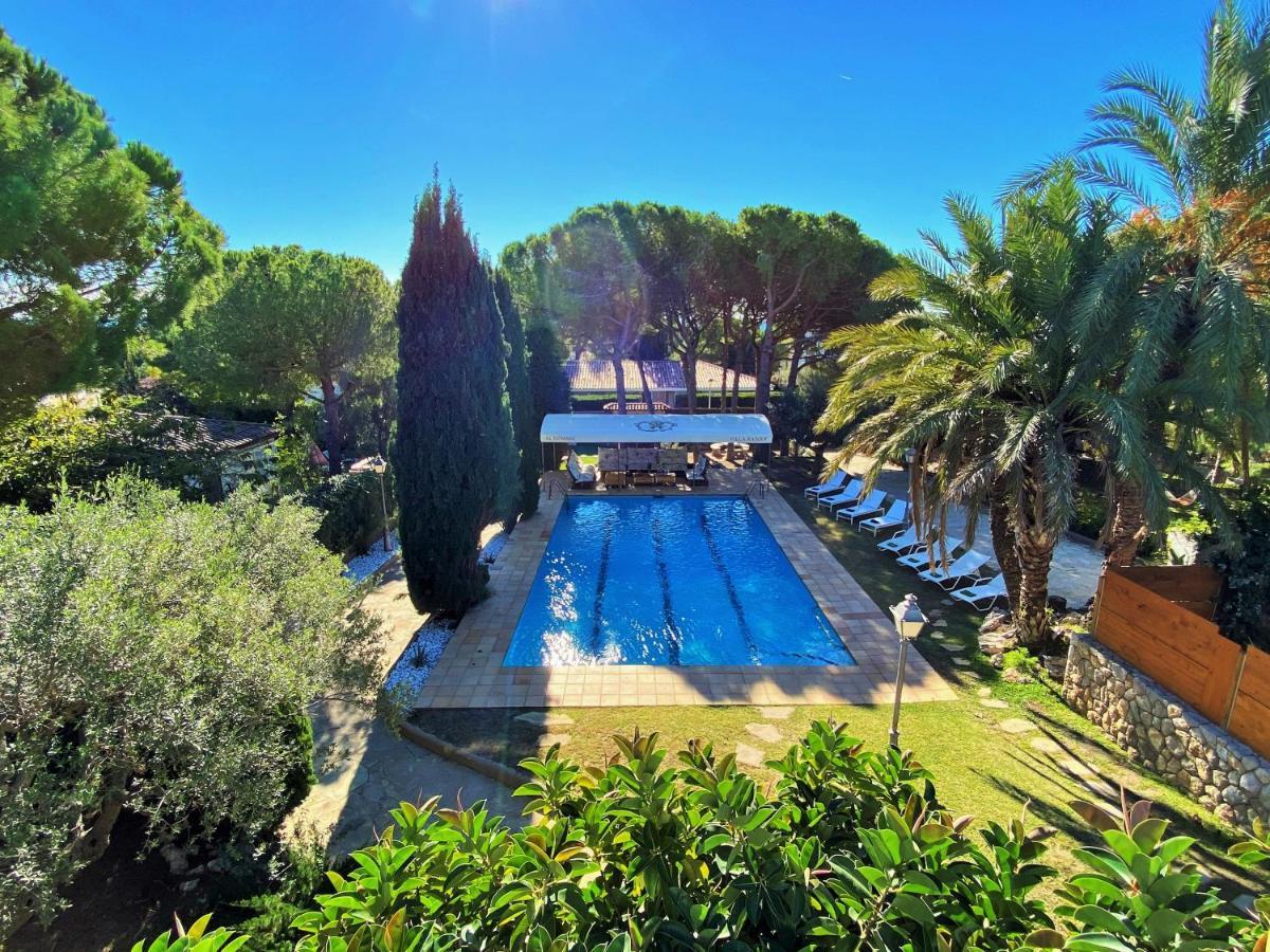 Villa Sitges El Ranch Amaizing Outdoor Areas Beaches At 5 Minutes Walk Sitges At 15 Min Drive Ac Pool Jacuzzi & Garden Xxl Calafell Dış mekan fotoğraf
