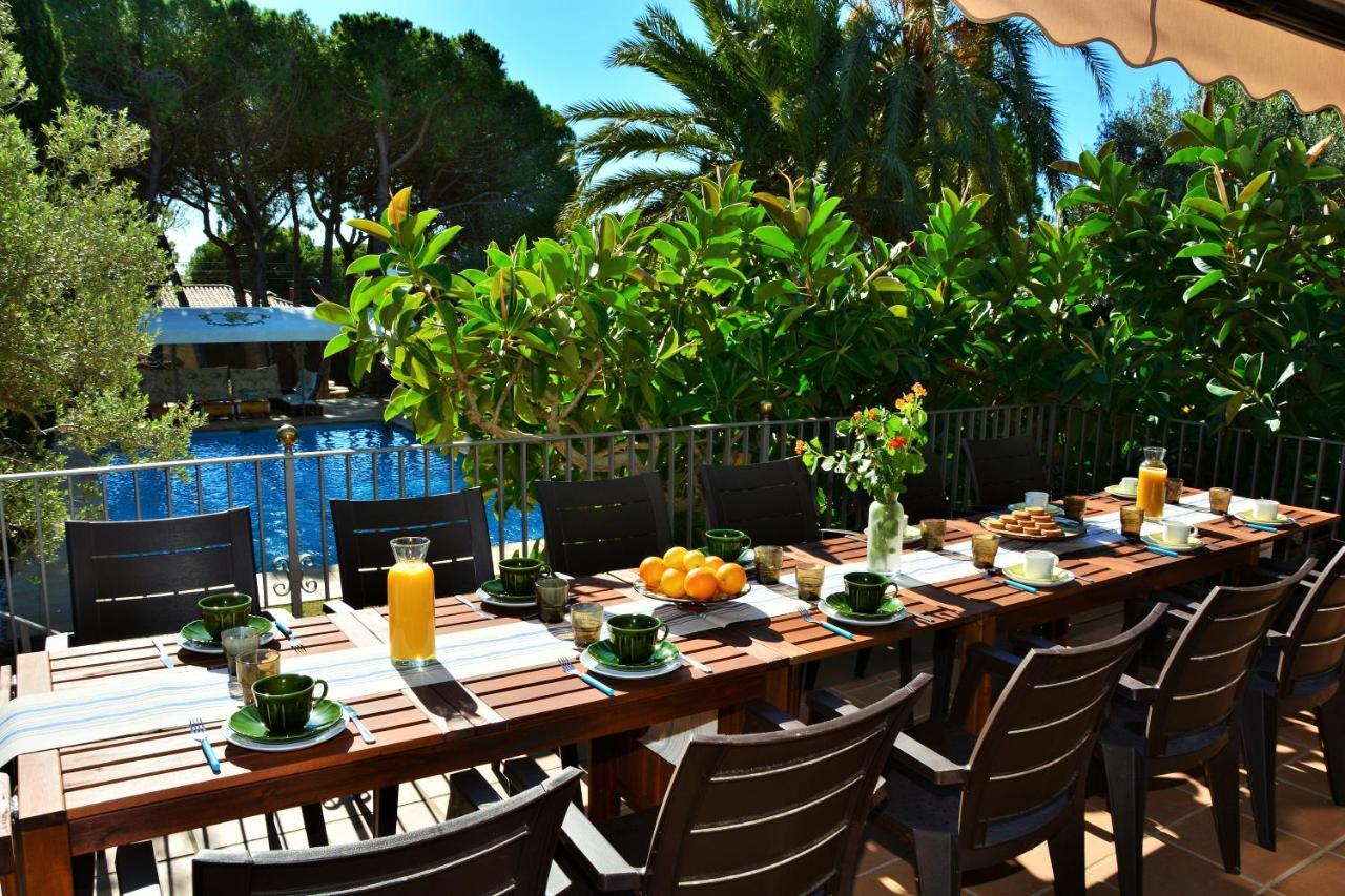 Villa Sitges El Ranch Amaizing Outdoor Areas Beaches At 5 Minutes Walk Sitges At 15 Min Drive Ac Pool Jacuzzi & Garden Xxl Calafell Dış mekan fotoğraf