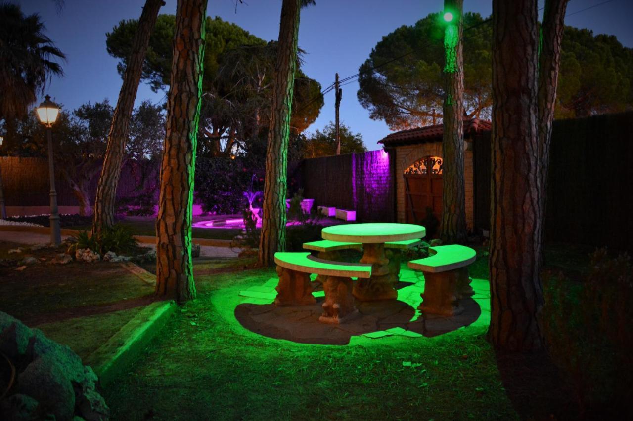 Villa Sitges El Ranch Amaizing Outdoor Areas Beaches At 5 Minutes Walk Sitges At 15 Min Drive Ac Pool Jacuzzi & Garden Xxl Calafell Dış mekan fotoğraf